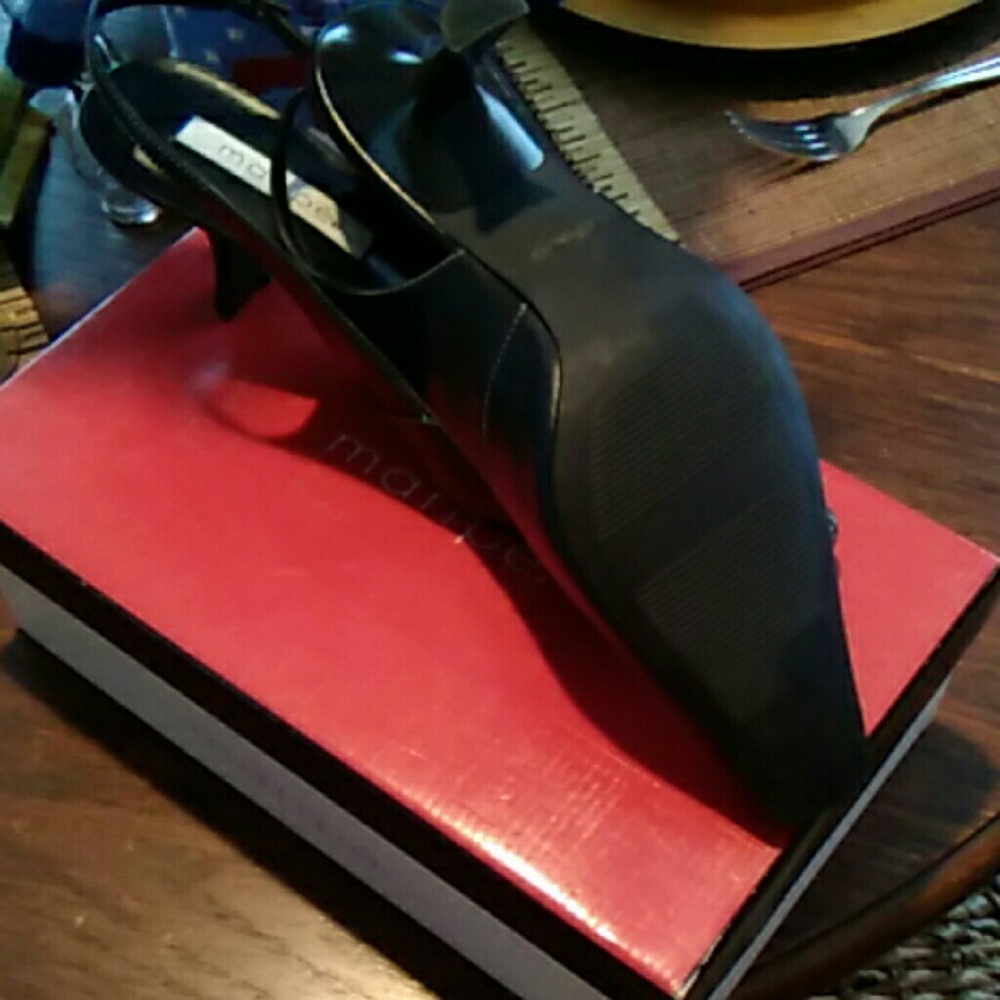Shoes - Picture 2 of 3